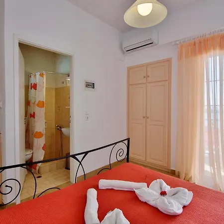 Isadora Apartment *