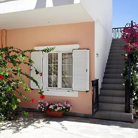 Isadora * Almyrida (Crete)
